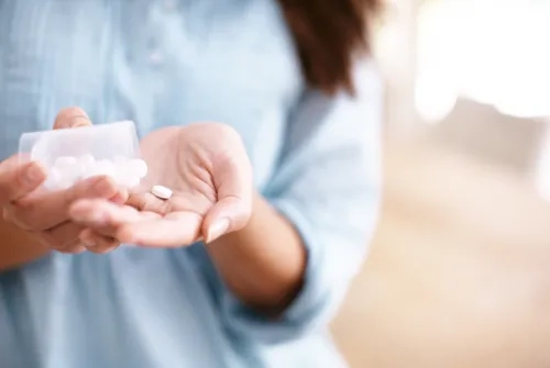 Doktor Tavsiyesi Olmadan Kullanılan Aspirin Kanama Riskini Artırıyor!