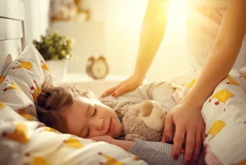 Çocukla Uyumak Doğru Mu?